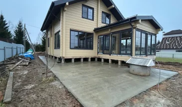 Остекление дома с верандой